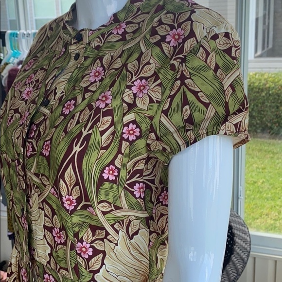 H&M - Short Sleeve Floral Dress - size small - Picture 7 of 8